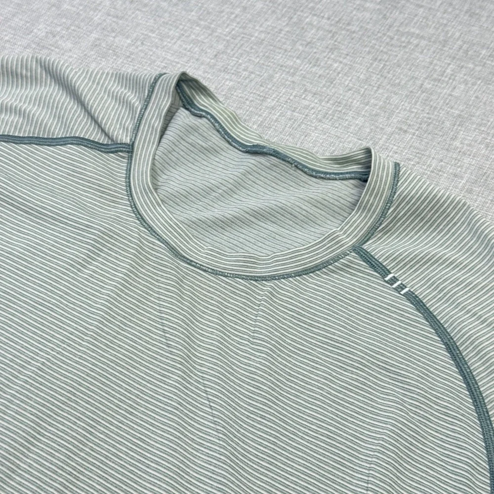 Lululemon Shirt Mens XL Green Striped Jersey Live In Practice Short Sleeve